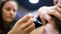 Εμβόλιο κορονoϊού: Τι έδειξε έρευνα για πιθανή συσχέτιση με την ανάπτυξη ισχαιμικών επεισοδίων