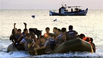 Συνεχίζεται η απόβαση μεταναστών στη νότια Κρήτη