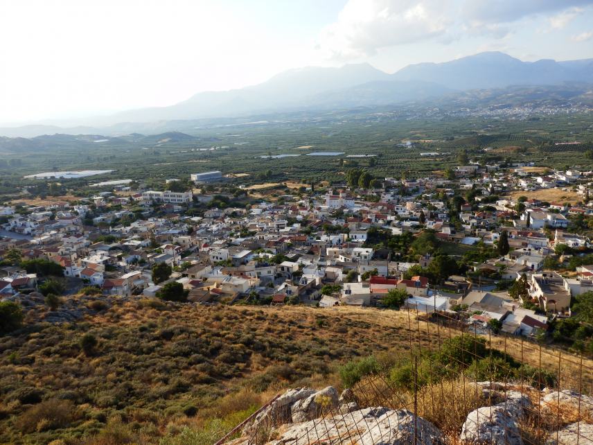 Μαζεύουν τρόφιμα για το Κοινωνικό Παντοπωλείο στην Πόμπια