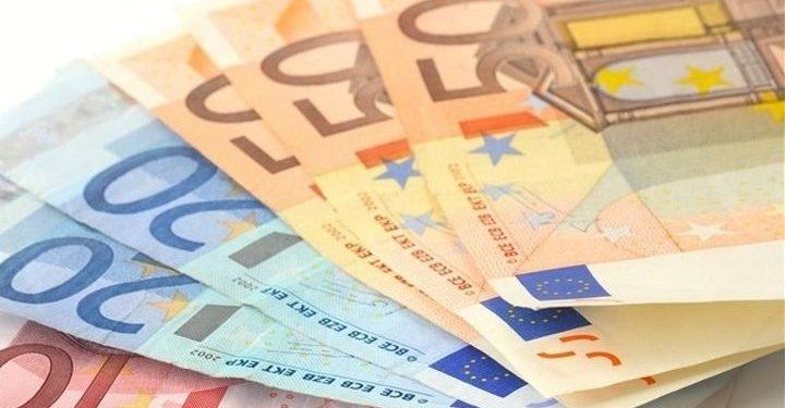 Πώς και πότε θα πληρωθεί η αποζημίωση των 800 ευρώ
