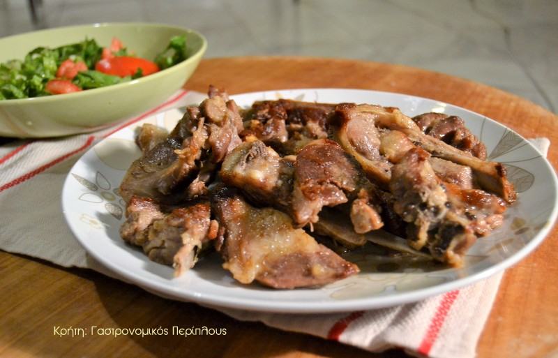 Τηγανιά με αρνάκι ή κατσικάκι