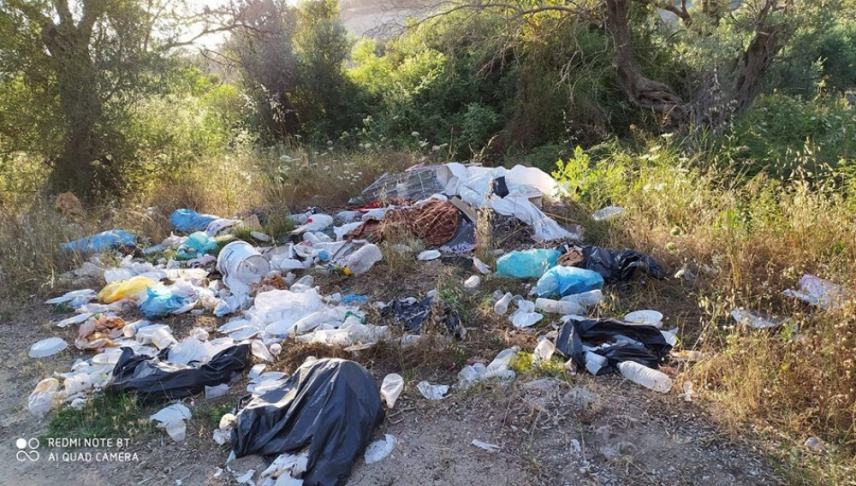 «Πληγή» οι παράνομες χωματερές στην ενδοχώρα του Νομού Ηρακλείου