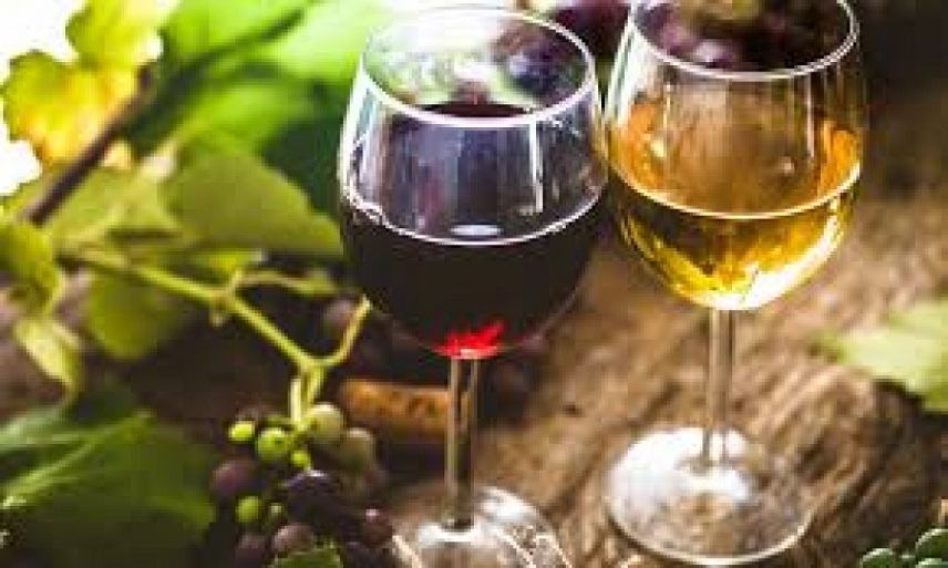Στα αζήτητα το κρητικό κρασί λόγω...εισαγωγών