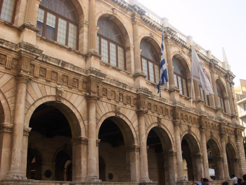 Συνεδριάζει το Δημοτικό Συμβούλιο Ηρακλείου με μοναδικό θέμα το Τεχνικό πρόγραμμα του Δήμου