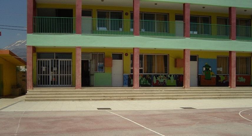 «Χτύπησαν κόκκινο» τα κενά στα σχολεία του Δήμου Φαιστού