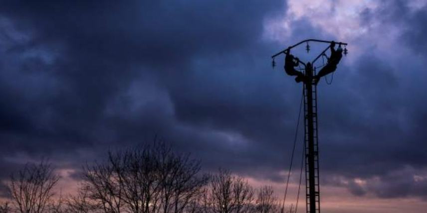 Χωρίς ρεύμα πολλές περιοχές της ενδοχώρας λόγω της κακοκαιρίας