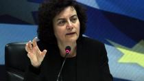 Την παρέμβαση της ελληνικής δικαιοσύνης ζητά η Νάντια Βαλαβάνη για τις ερωτήσεις του Αυγενάκη