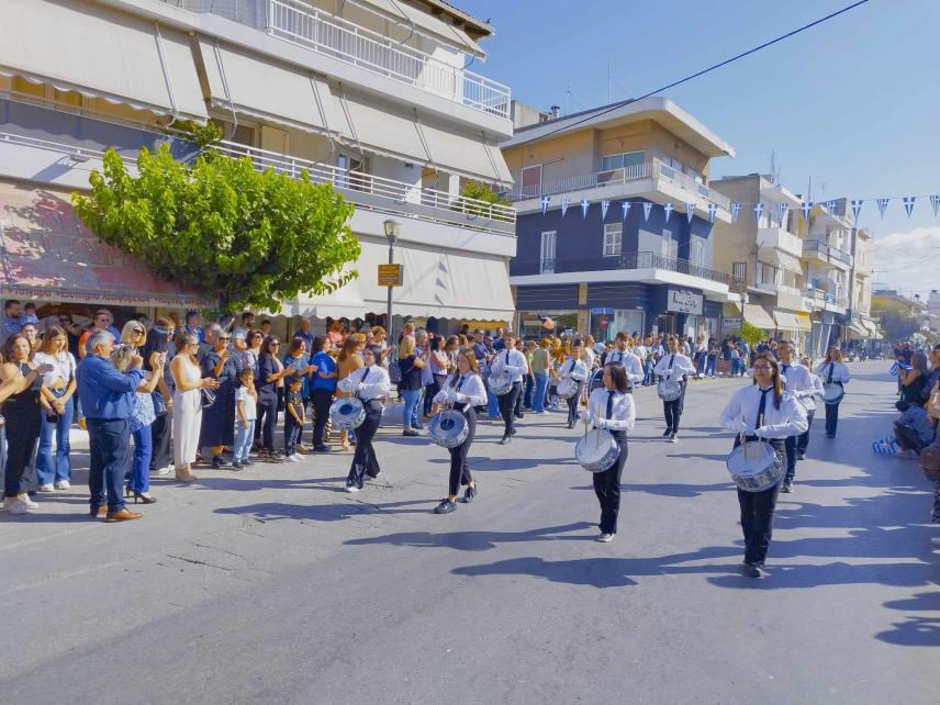 Tυμπάκι: Με λαμπρότητα οι εορτασμοί για την Εθνική Επέτειο