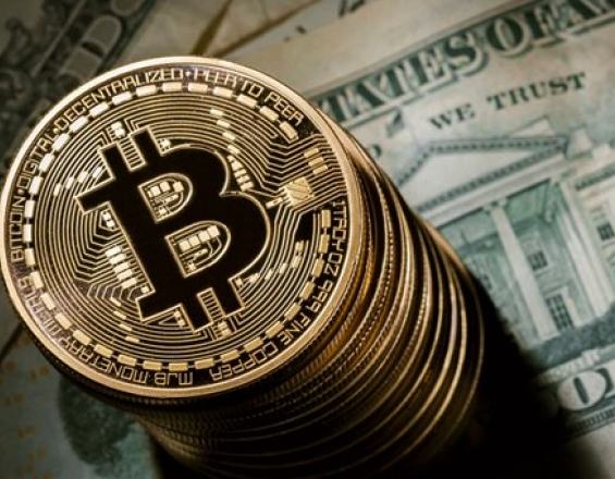Το bitcoin έχασε το ένα τρίτο της αξίας του σε μία εβδομάδα