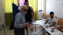 Παρατράγουδα στα εκλογικά τμήματα - Πως εξελίσσεται η διαδικασία