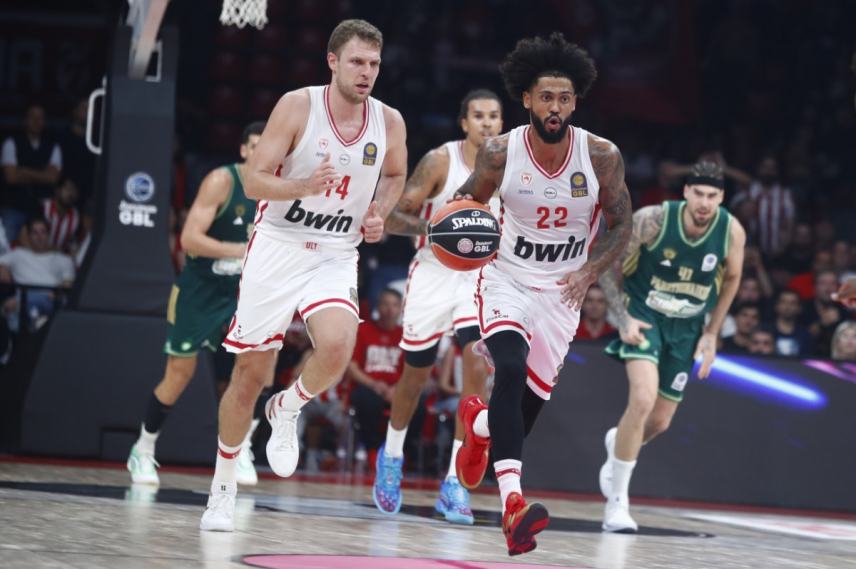 Ολυμπιακός – Παναθηναϊκός 90-86: Βεζένκοφ και Ντόρσεϊ «καθάρισαν» το πρώτο ντέρμπι