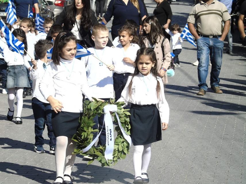 Παρέλασαν και συγκίνησαν (φωτο)