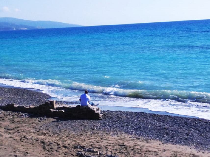Τυμπάκι: Ξηλώνεται το συρματόπλεγμα στην παραλία της Καταλυκής!