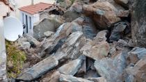 Νέες κατολισθήσεις βράχων από τις έντονες βροχοπτώσεις