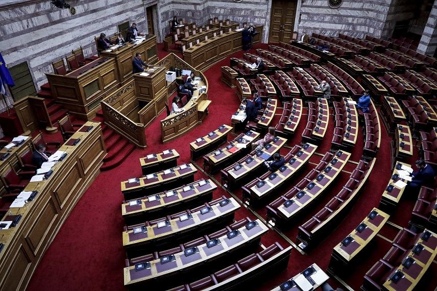 Κατατέθηκε στη βουλή προς ψήφιση το ασφαλιστικό νομοσχέδιο