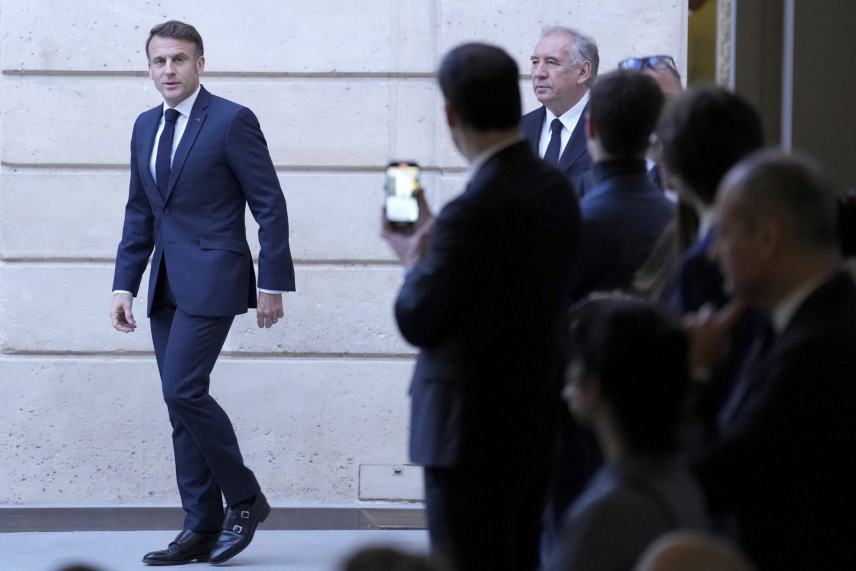 Σε αδιέξοδο η Γαλλία: Πολιτική θύελλα, χρέος-ρεκόρ και φόβοι για νέα «Ελλάδα» στην Ευρώπη