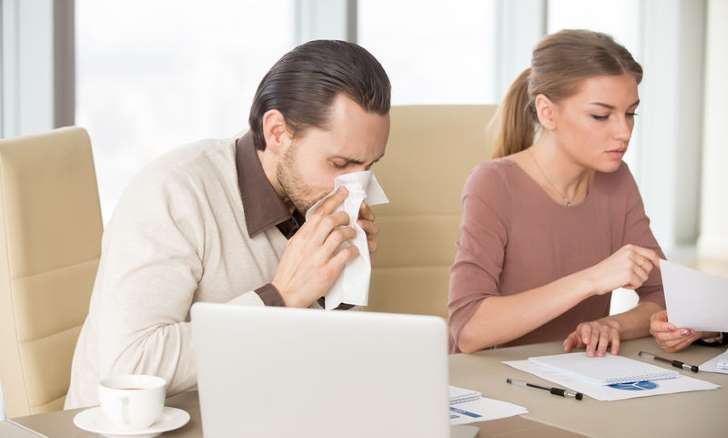Για πόσες μέρες κολλάει η γρίπη και το κρυολόγημα