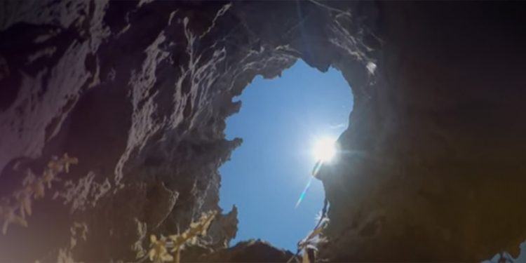 Εκπληκτικό βίντεο από το Αγιοφάραγγο και τη κρυμμένη Λίμνη