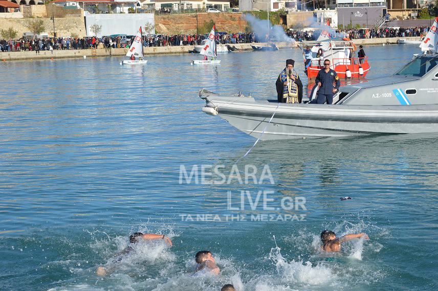 Με σύμμαχο τον καλό καιρό ο Αγιασμός στον Κόκκινο Πύργο Τυμπακίου - Φωτογραφίες