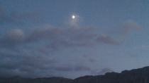 Μαγεύει το φεγγάρι πάνω από τα Αστερούσια (φωτο)