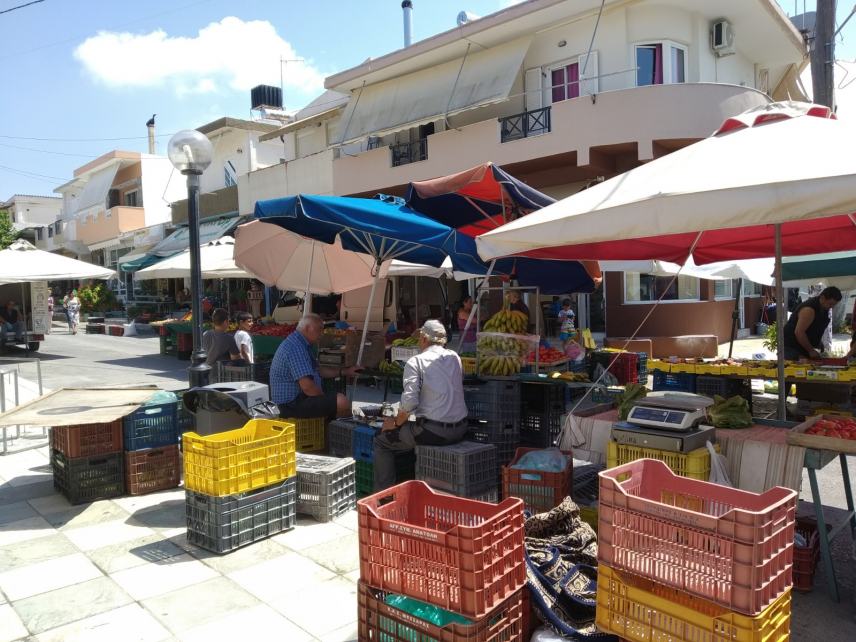 Τα παζάρια της Μεσαράς και τα...μεζεδάκια (φωτο)