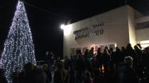 Άναψαν τα φώτα του χριστουγεννιάτικου δέντρου στο Δημαρχείο Γόρτυνας