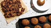 Νηστίσιμα σνακ: 8 συνταγές για cookies, μπάρες και πίτες