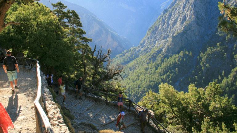 Σαμαριά και Μύρτος στα 10 καλύτερα αξιοθέατα της Ελλάδας!