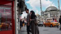 Υποχώρηση της τουρκικής λίρας σε νέο ιστορικό χαμηλό