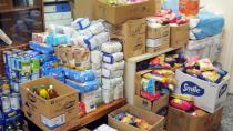 Μοιράζουν τρόφιμα στο Δήμο Φαιστού σε όσους έχουν ανάγκη