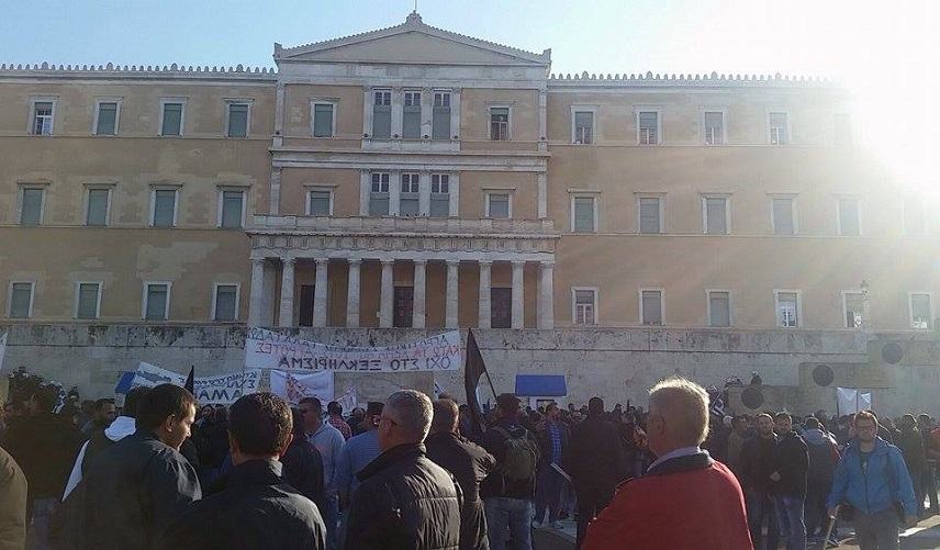 Το αγροτικό συλλαλητήριο στο Σύνταγμα, μέσα από τον φακό του mesaralive (ΦΩΤΟ)