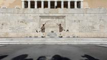 Υπερψηφίστηκε στη Βουλή η τροπολογία για τον ‘Αγνωστο Στρατιώτη
