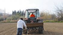 Παράταση για την παραχώρηση αγροτικής γης σε αγρότες και ανέργους δίνει το ΥΠΑΑΤ