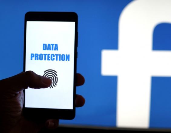 Τι αλλάζει στο Facebook, με τα προσωπικά μας δεδομένα