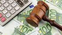 Η Ένωση Διοικητικών Δικαστών αξιώνει την επιστροφή του 13ου και 14ου μισθού στο Δημόσιο