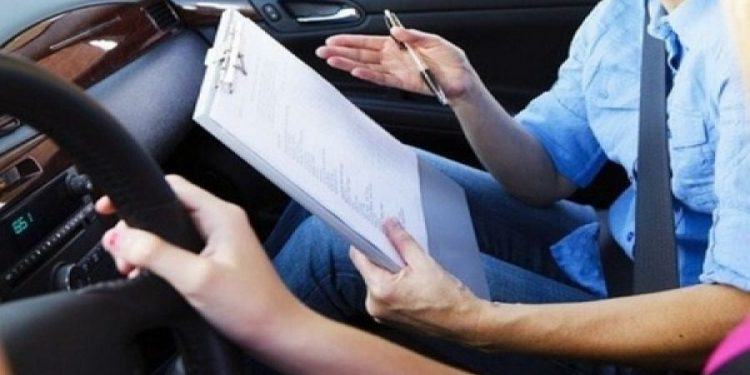 Αλλάζουν οι εξετάσεις για το δίπλωμα οδήγησης -Οι νέες γνώσεις που όλοι πρέπει να έχουν