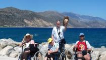 Πόλος έλξης η Κρήτη για τουρίστες με κινητικά προβλήματα
