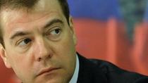 Ρωσία: Ο Μεντβέντεφ ανακοίνωσε την παραίτηση της κυβέρνησής του