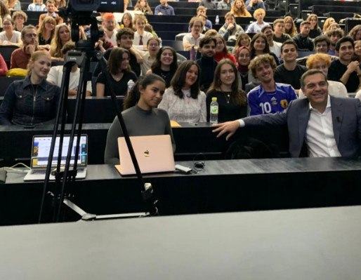 Τσίπρας σε φοιτητές της Σορβόννης: «Ερήμην μου η συζήτηση» για νέο κόμμα