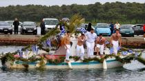 Θεοφάνεια: Έθιμα και παραδόσεις από την Κρήτη και κάθε γωνιά της Ελλάδας