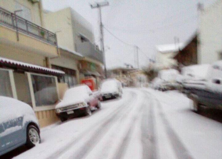 Ο χιονιάς στην Κρήτη επελαύνει - Τι γίνεται στη Μεσαρά