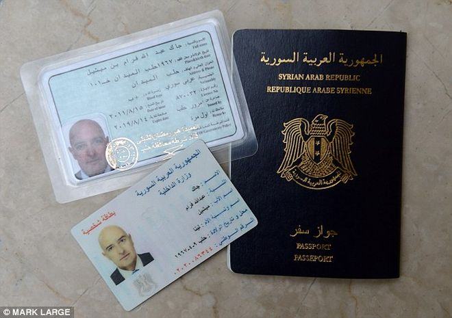 Το Ισλαμικό Κράτος έχει τη δυνατότητα να κατασκευάζει πλαστά συριακά διαβατήρια