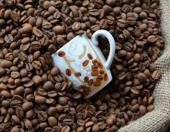 Η κατανάλωση καφέ μειώνει τον κίνδυνο χολολιθίασης