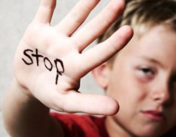 Σεξουαλική κακοποίηση παιδιών: Ανησυχία και μέτρα μετά τα αυξημένα κρούσματα