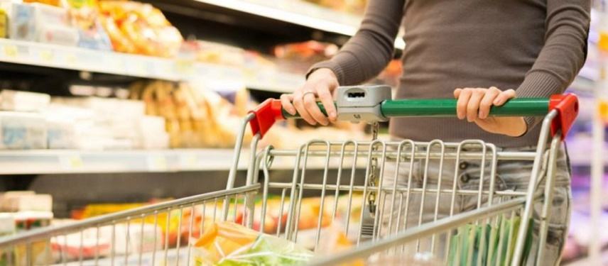 Από τις πρώτες μέρες του Μαρτίου ορατές στους καταναλωτές οι μειώσεις τιμών στα είδη σούπερ μαρκετ