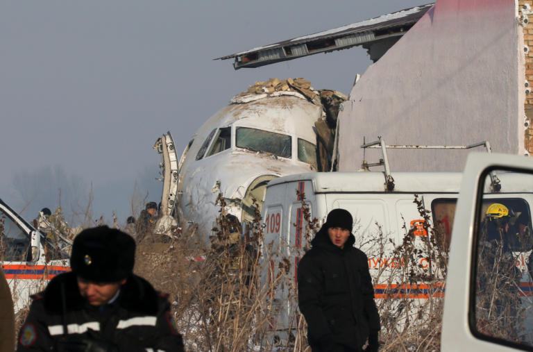 Καζακστάν: Αεροπορική τραγωδία με δεκάδες νεκρούς!