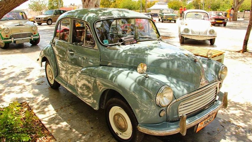 Βόλτα με μοναδικά αυτοκίνητα και «ΤΟ ΜΕΛΛΟΝ» στο αεροδρόμιο Τυμπακίου