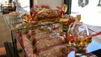 Κυριακή του Πάσχα: Ανοιχτά φούρνοι και ζαχαροπλαστεία -Ποια καταστήματα λειτουργούν τη Δευτέρα