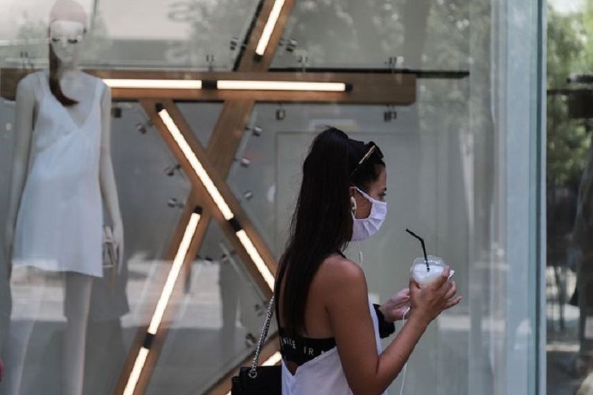 Κορονοϊός: Η χρήση μάσκας θα είναι από τα τελευταία μέτρα που θα αρθούν