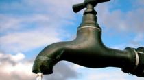 «Χιλιάδες κυβικά νερό χάνονται και η ΔΕΥΑΦ ακόμα…πάει»